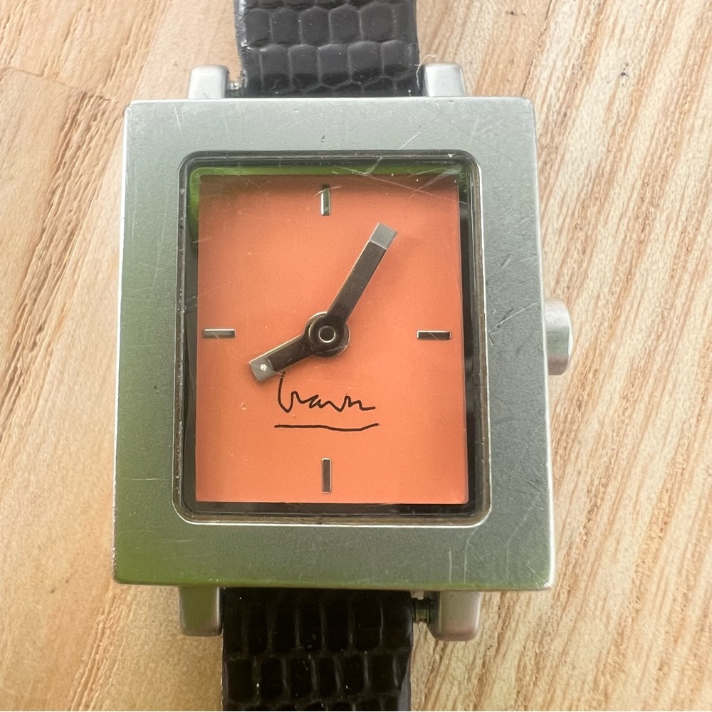Graves design Shenandoah projects ladies rectangular dress watch NEW BATTERY